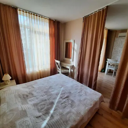 Private Apartments In Aparthotel Dawn Park Lägenhet Slăntjev Brjag